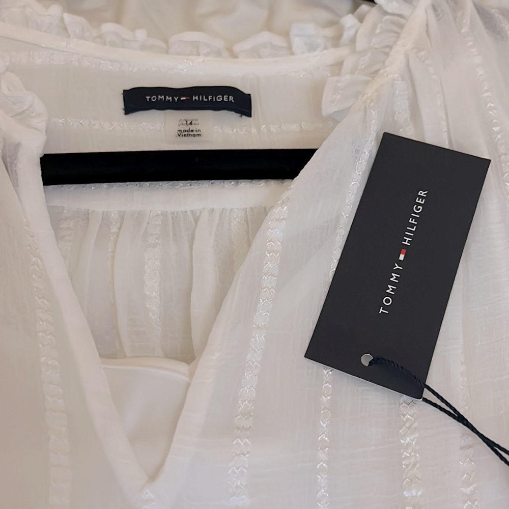 NEW🤍The Tommy Hilfiger® Ella Gauze Dobbie Stripe size 14 Bright White - Picture 6 of 9